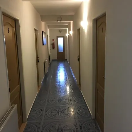 Harrys Motel Komarno