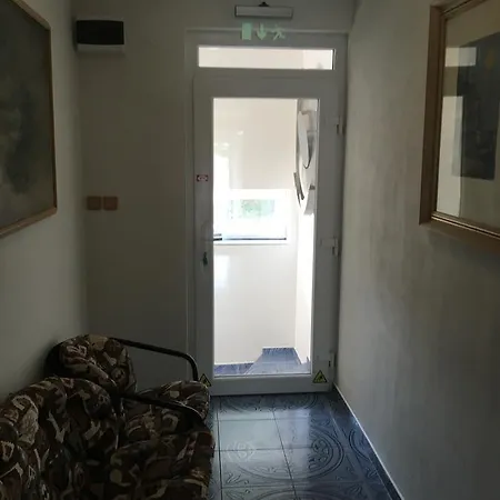 Harrys Motel, Klima! モーテル
